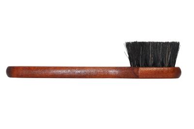 Coccinè Brush for wax - дървена четка с дръжка за нанасяне на боя, с конски косъм